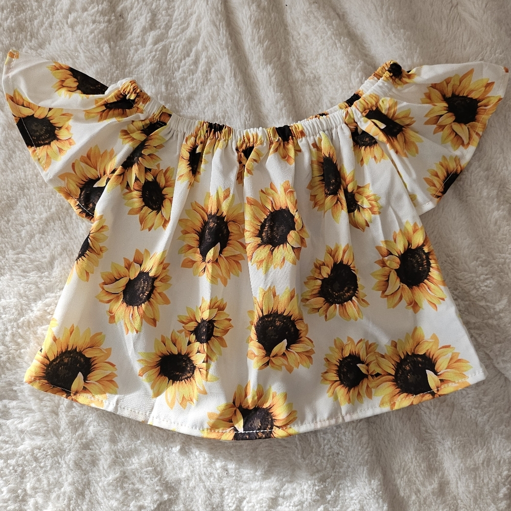 NWT Infant Sunflow Top